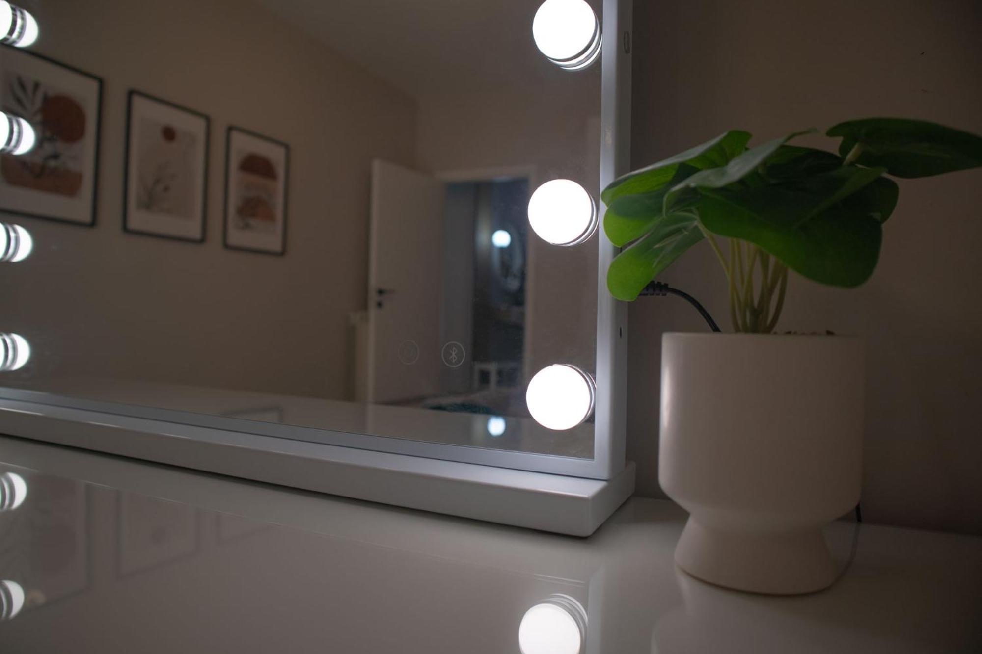 Sara'S Home - Modern Apartment Near Metro, Perfect For Families And Groups In Roma Dış mekan fotoğraf