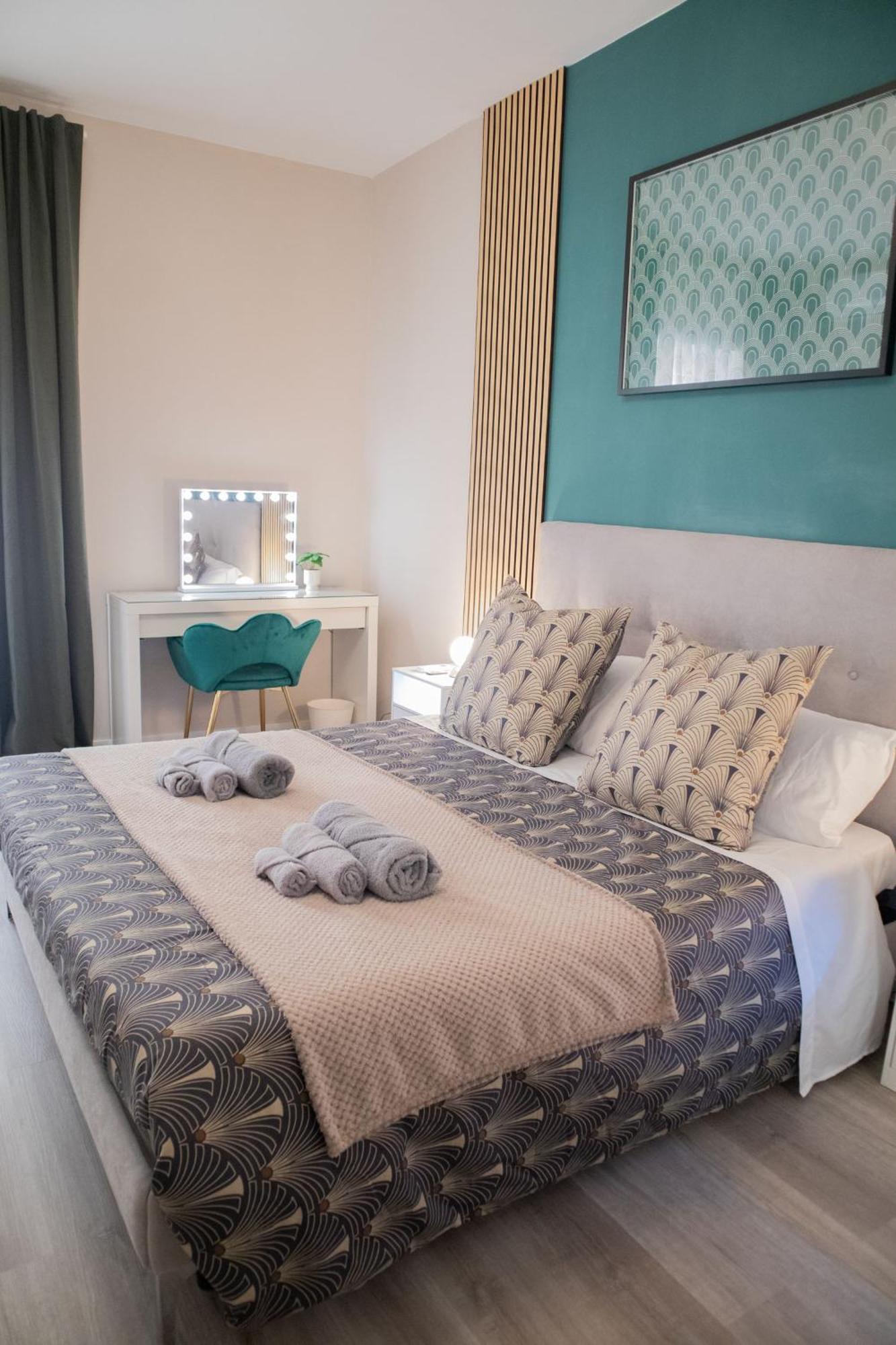 Sara'S Home - Modern Apartment Near Metro, Perfect For Families And Groups In Roma Dış mekan fotoğraf